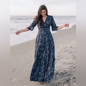 Gal Meets Glam Irene Floral Maxi Dress in Navy, size 8